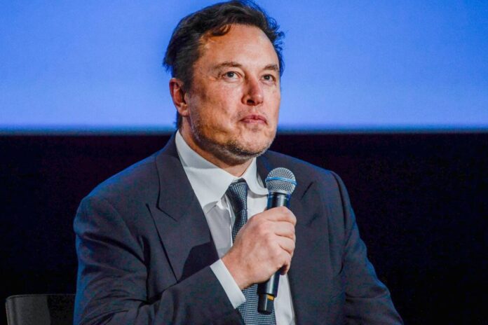 Tech Journalist Plans to Buy Washington Post – Snubs Elon Musk Before He Can Bid