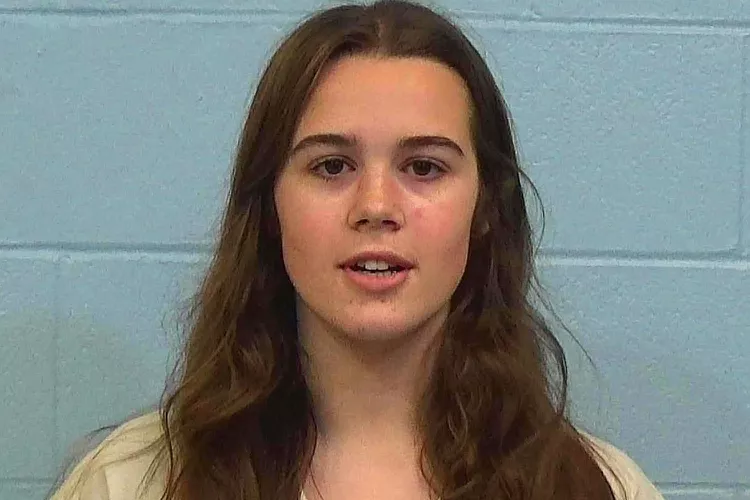 Texas Teen Accused of Poisoning Classmate’s Show Goat with Pesticide