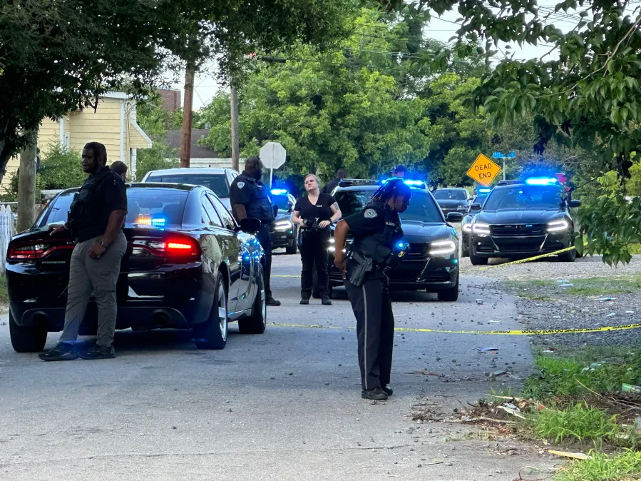 Attempted Robbery Turns Violent: Man Shot in North Charleston Neighborhood