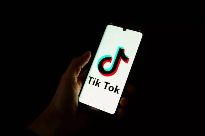 Biden Administration Considers Bold Move to Keep TikTok Online Past Ban Date