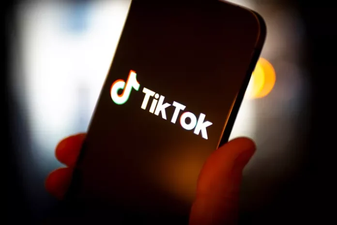 Teen Allegedly Sets Fire to Congressman’s Office in Protest of TikTok Ban: Police